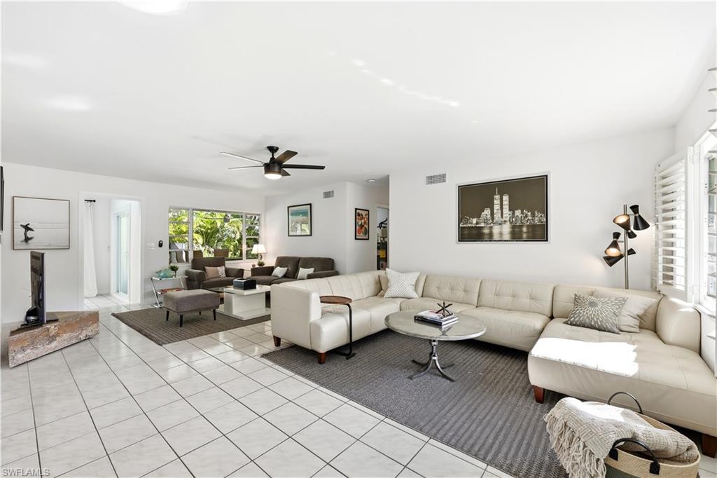 1147 Shady Rest Lane Naples, FL 34103 - Photo 9 of 50