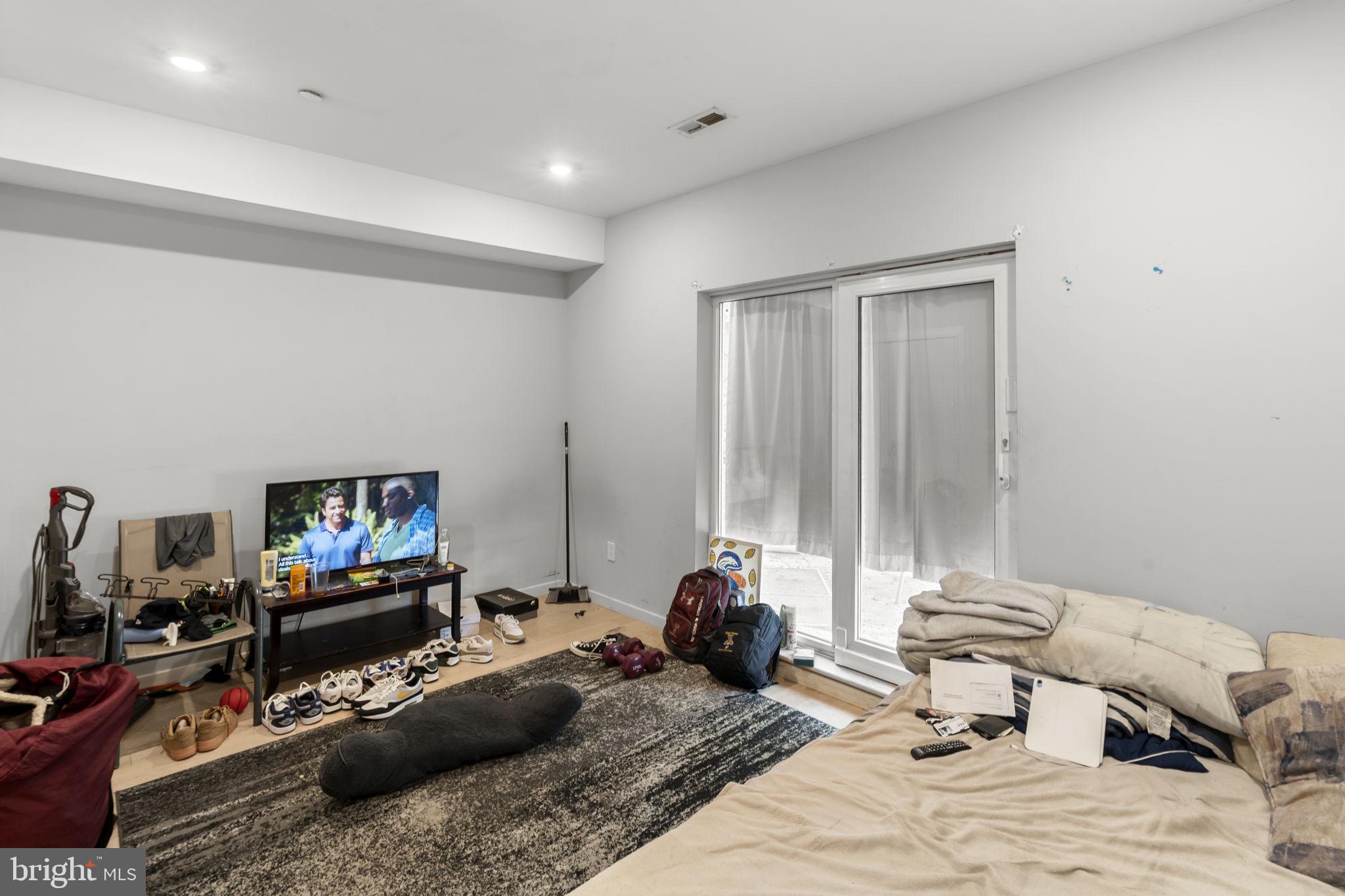 2142 Master Street, Unit B Philadelphia, PA 19121 - Photo 11 of 16