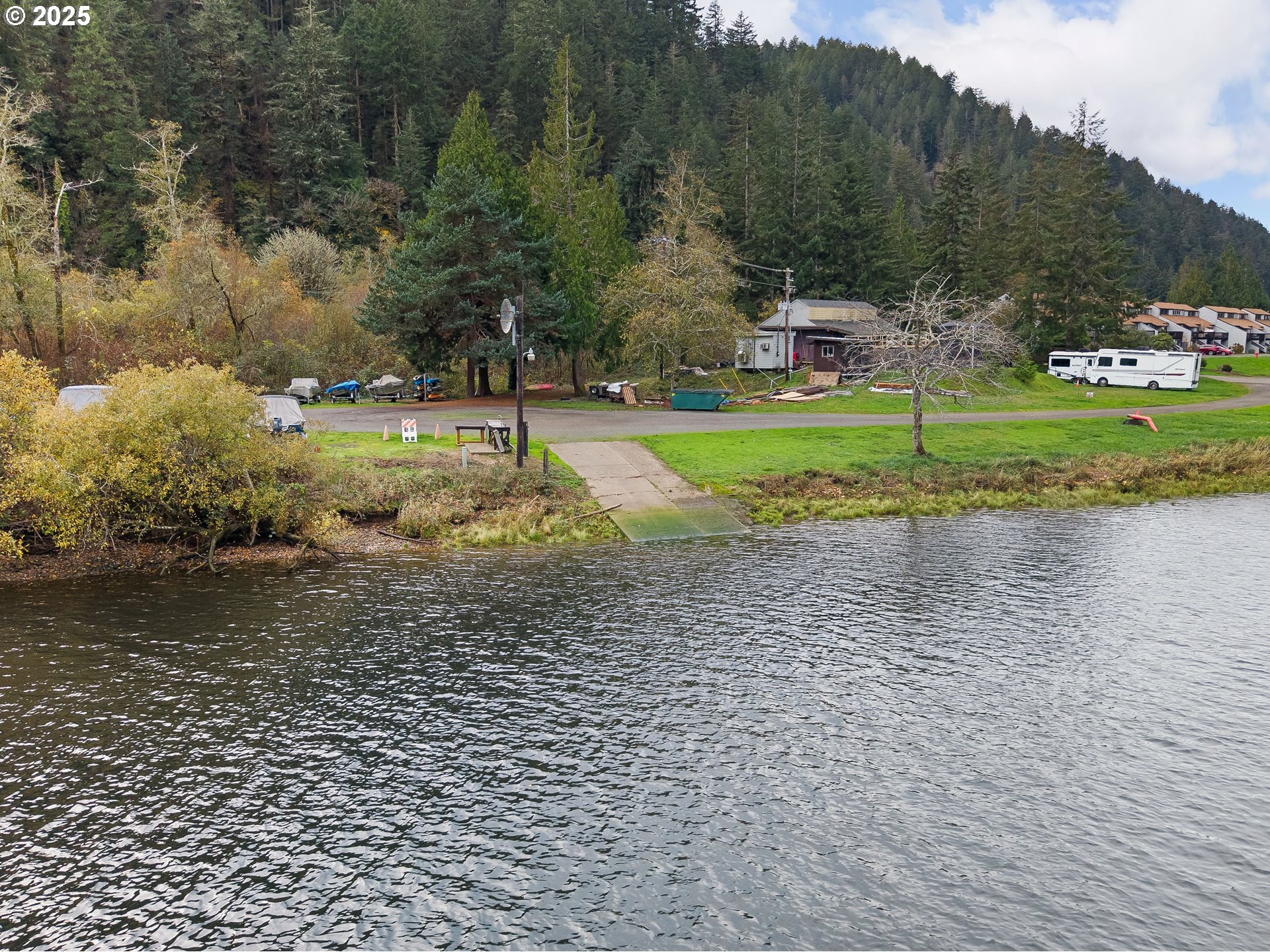 43605 Highway 38, Unit 35 Reedsport, OR 97467 - Photo 27 of 29