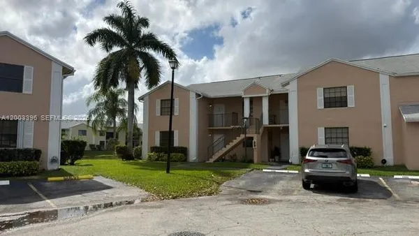 $2,300 | 1160 Washington Circle, Unit 1160B, Florida City, FL 33034