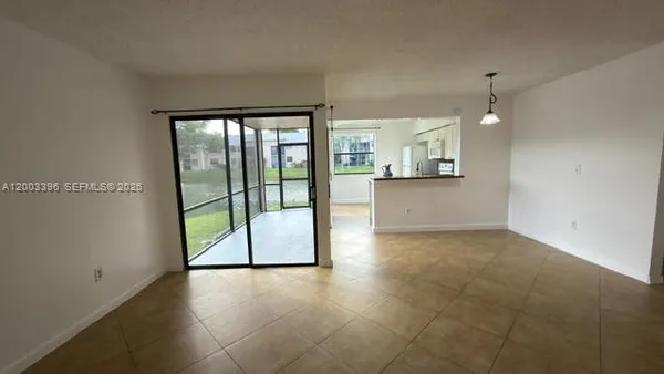 $2,300 | 1160 Washington Circle, Unit 1160B, Florida City, FL 33034