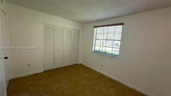 $2,300 | 1160 Washington Circle, Unit 1160B, Florida City, FL 33034