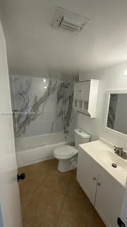 $2,300 | 1160 Washington Circle, Unit 1160B, Florida City, FL 33034