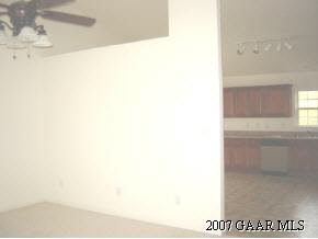 711 Ritchie Boulevard Staunton, VA 24401 - Photo 4 of 9 Gallery Image 4