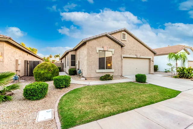 $550,000 | 2691 East Hulet Drive, Chandler, AZ 85225