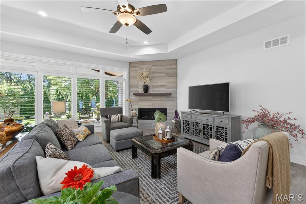 214 East Glendale Road Webster Groves, MO 63119 - Photo 8 of 67