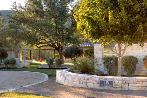 $3,250,000 | 415 Frio Canon Trail, Leakey, TX 78873