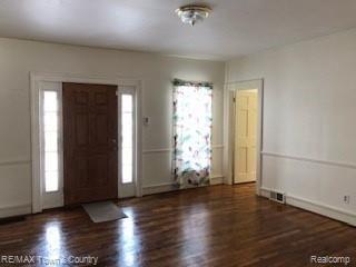 4015 Coldwater Road Flint, MI 48504 - Photo 12 of 32