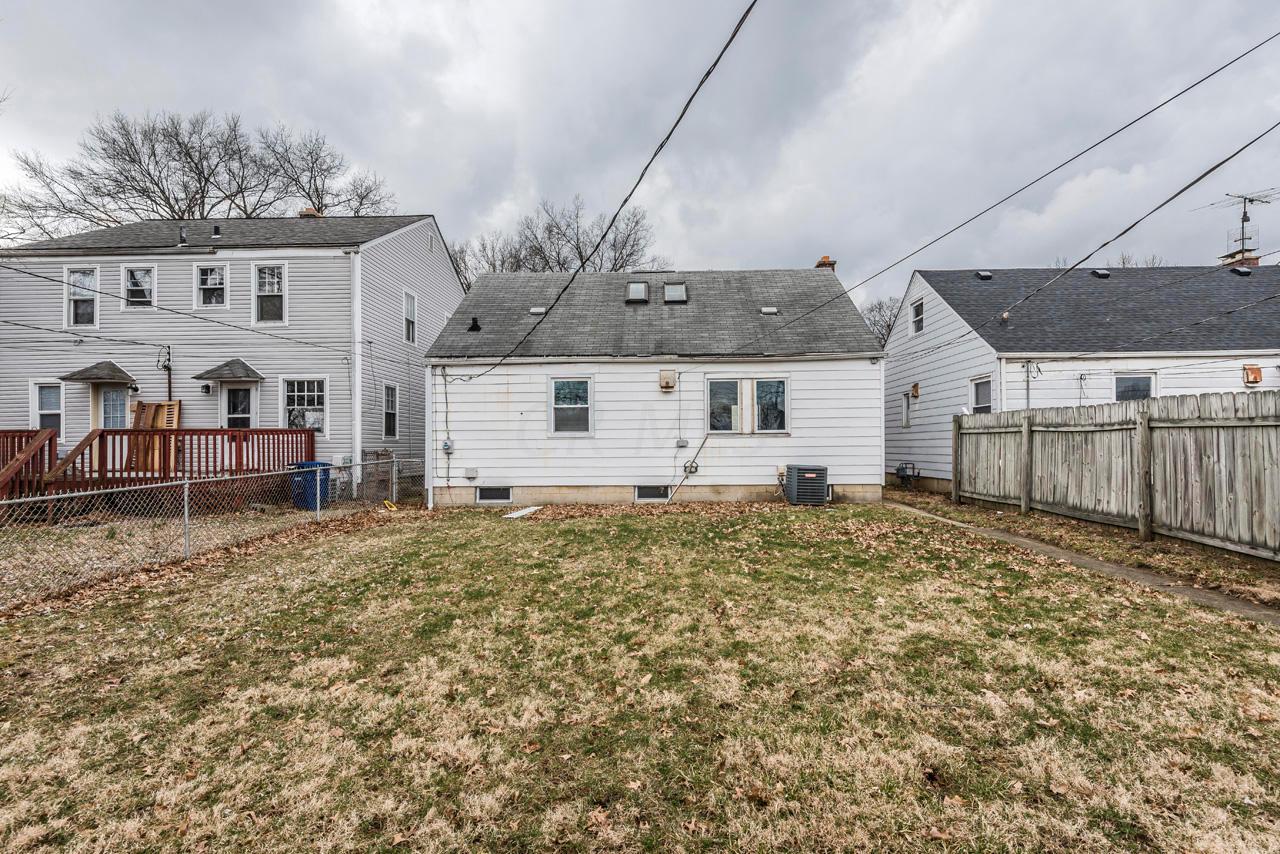1220 Berkeley Road Columbus, OH 43206 - Photo 22 of 26