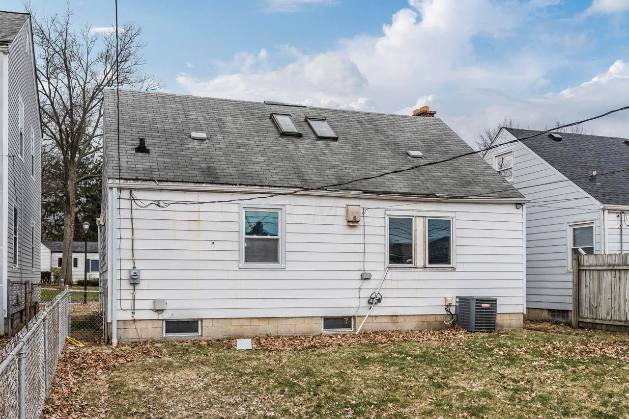 1220 Berkeley Road Columbus, OH 43206 - Photo 23 of 26