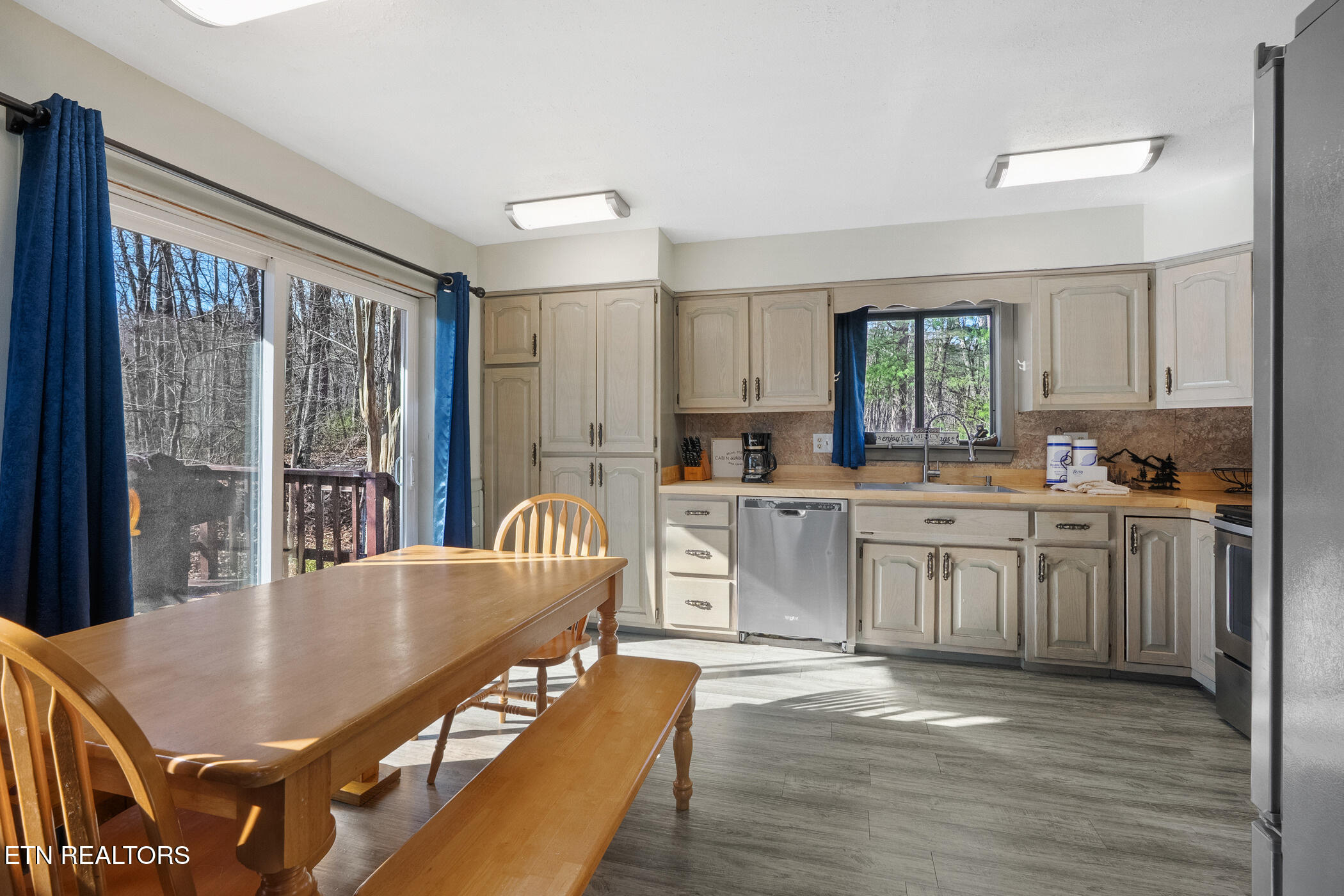 4112 Hillcrest Road Sevierville, TN 37862 - Photo 10 of 42 dsc05394