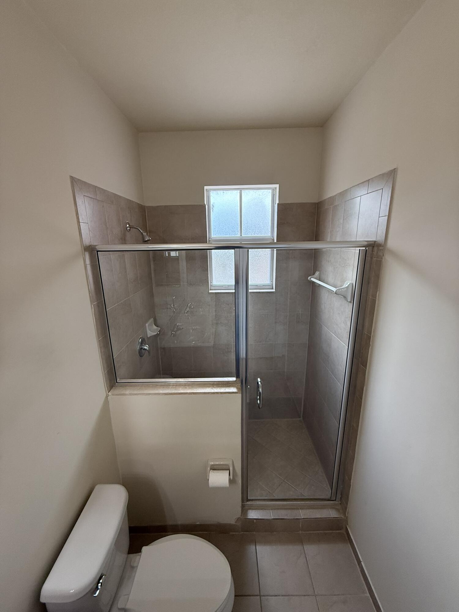 17093 Southwest 93rd Street Miami, FL 33196 - Photo 24 of 39 IMG_9129