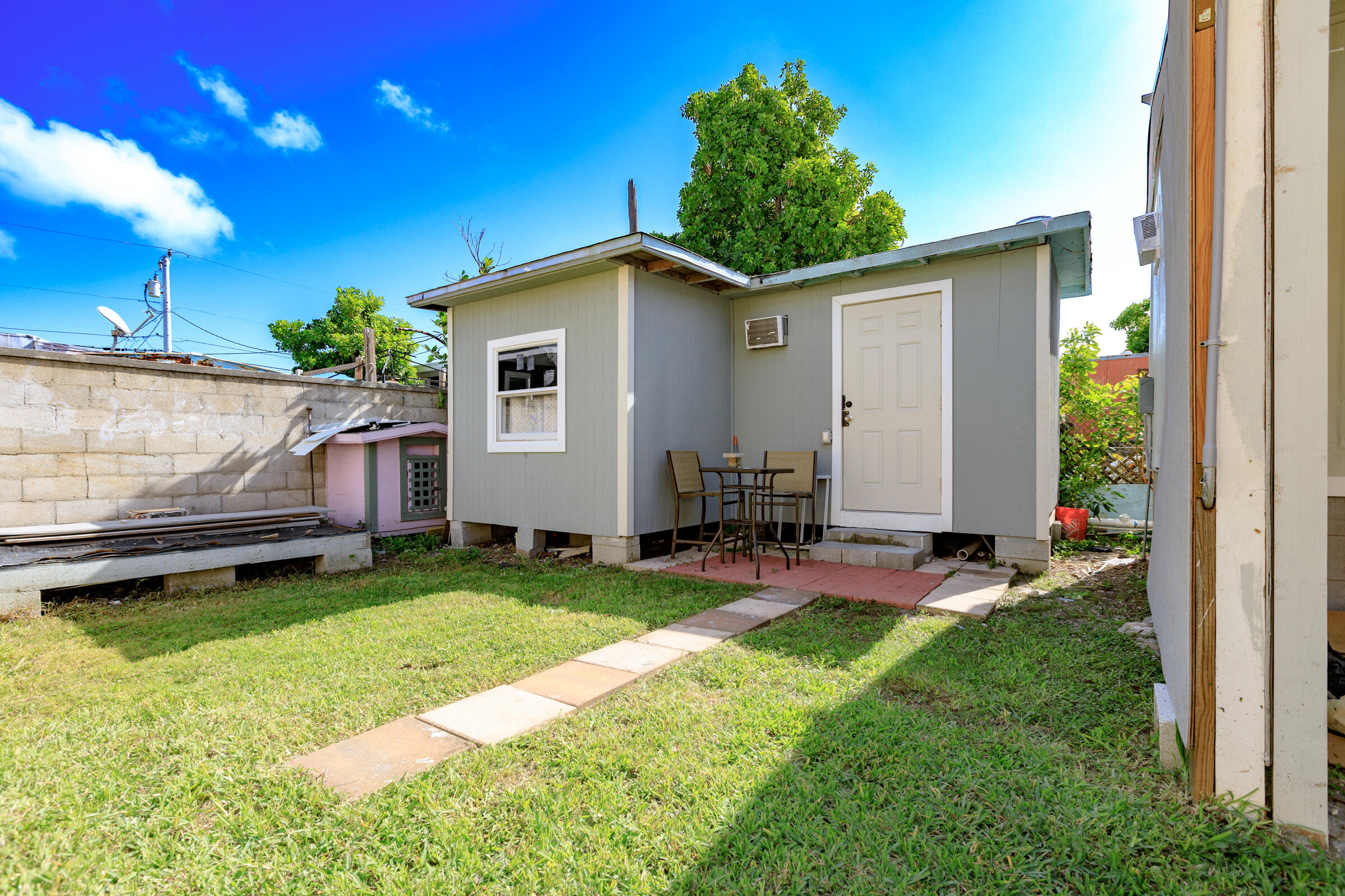 G34 Miriam Street Key West, FL 33040 - Photo 13 of 17 a view of a backyard with a sitting area
