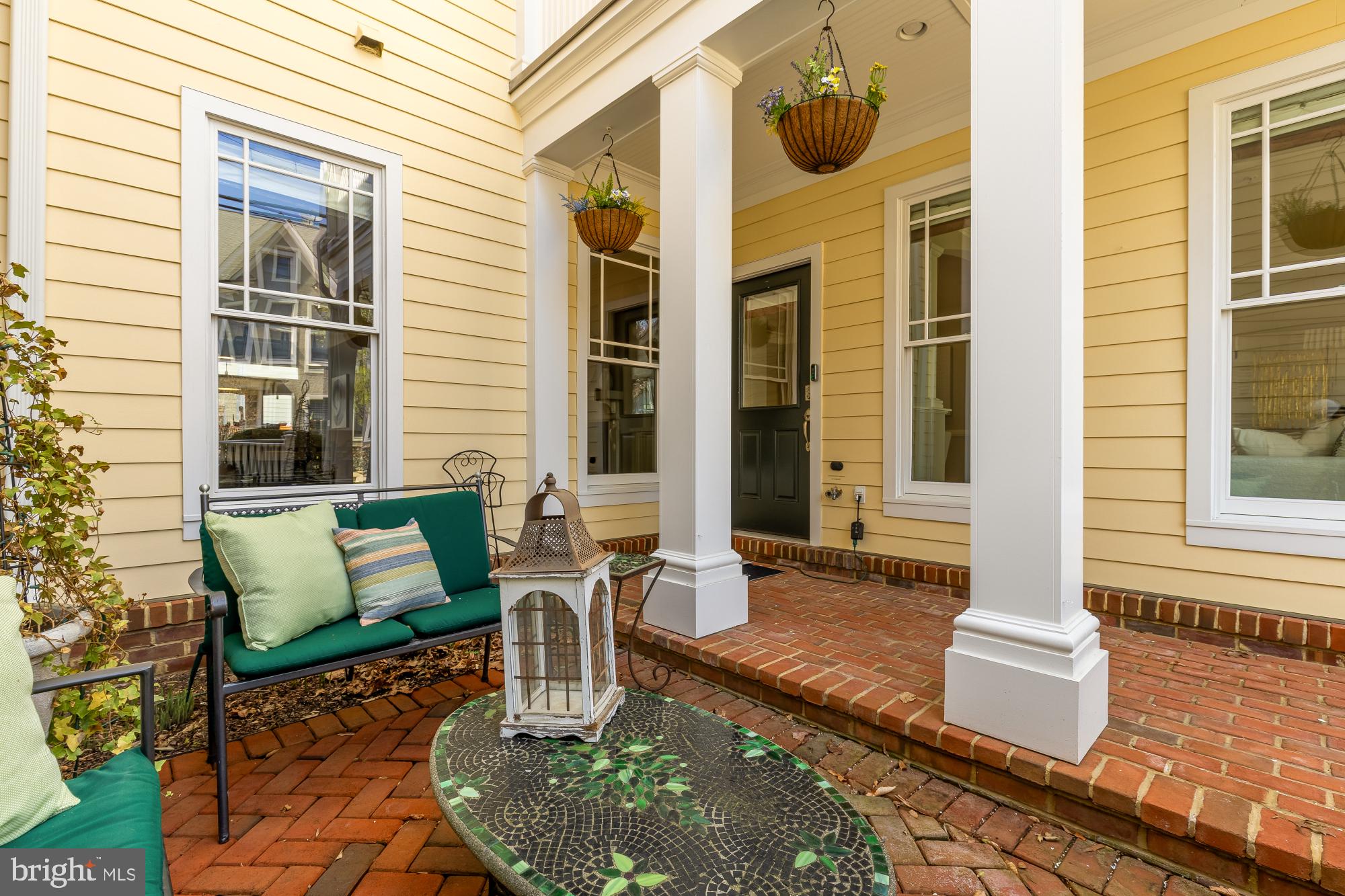 2712 Linden Lane Silver Spring, MD 20910 - Photo 3 of 38