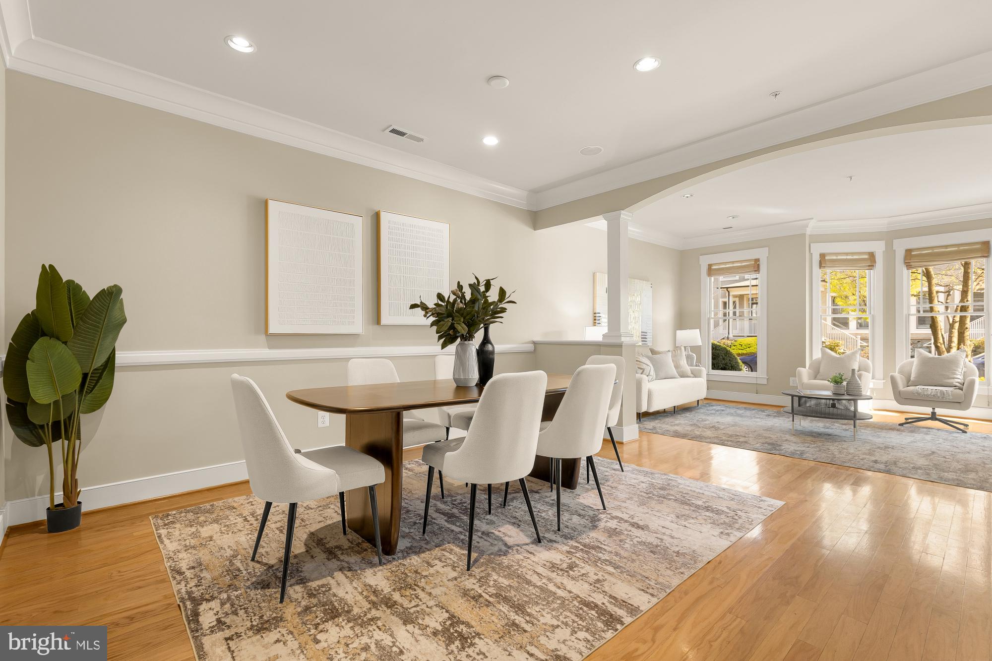 2712 Linden Lane Silver Spring, MD 20910 - Photo 5 of 38