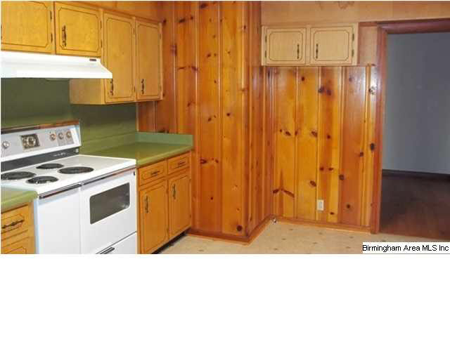657 Alabama Avenue Oneonta, AL 35121 - Photo 15 of 26