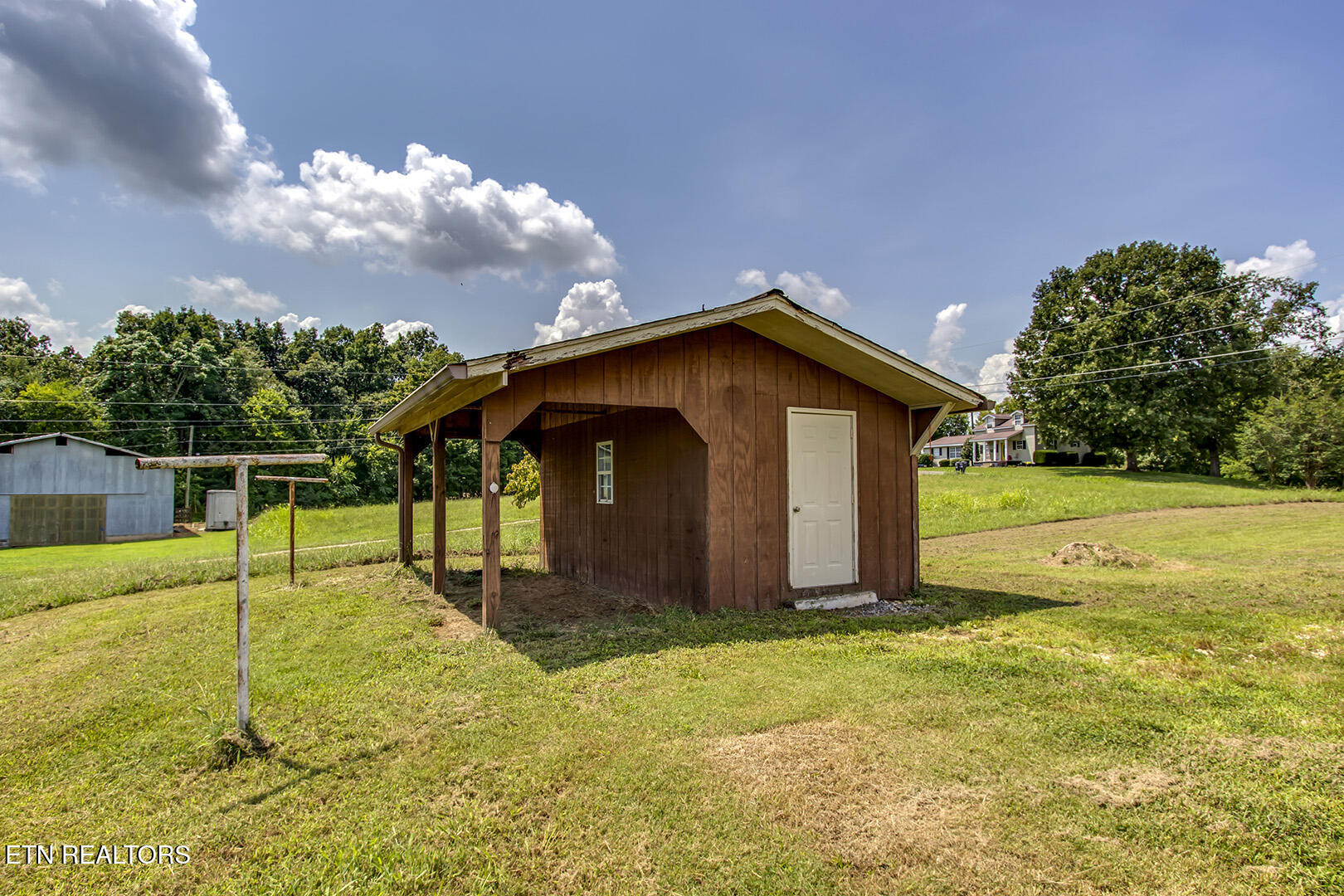 8055 Steekee Creek Road Loudon, TN 37774 - Photo 53 of 60 53_SteekeeCreekRoad_8055_GardenShed