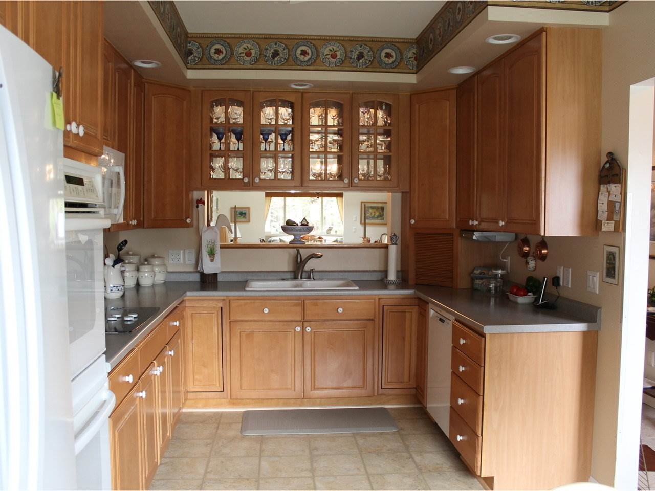 415 Meadowrun Road Williston, VT 05495 - Photo 5 of 31