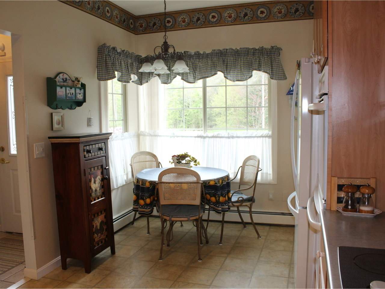 415 Meadowrun Road Williston, VT 05495 - Photo 9 of 31