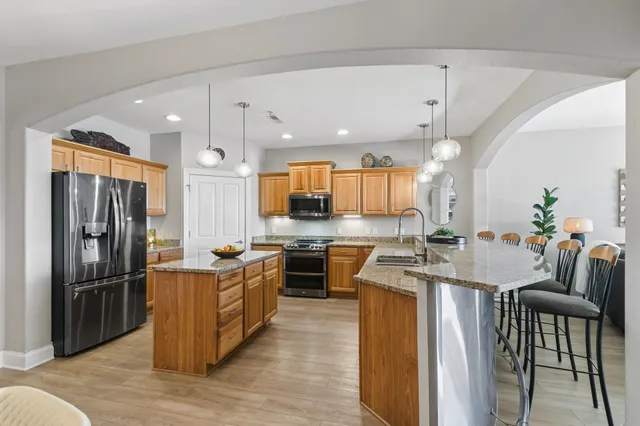 $795,000 | 650 East Hiawatha Drive, Unit 302, Wisconsin Dells, WI 53965