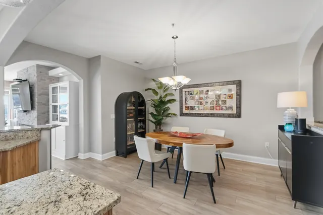 $795,000 | 650 East Hiawatha Drive, Unit 302, Wisconsin Dells, WI 53965