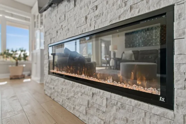 $795,000 | 650 East Hiawatha Drive, Unit 302, Wisconsin Dells, WI 53965