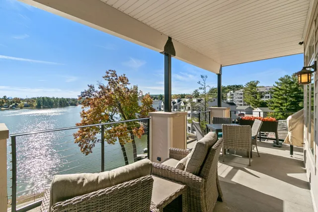 $795,000 | 650 East Hiawatha Drive, Unit 302, Wisconsin Dells, WI 53965