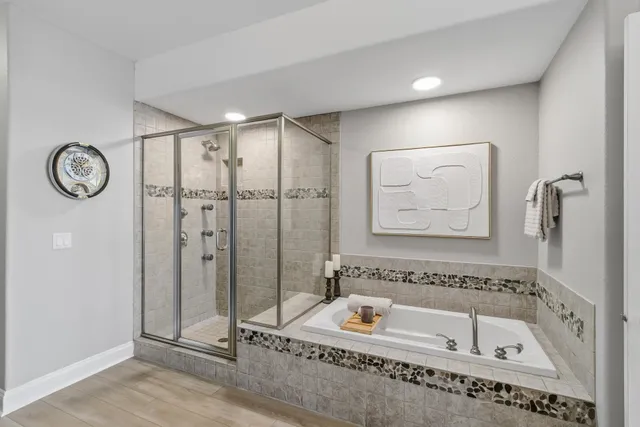 $795,000 | 650 East Hiawatha Drive, Unit 302, Wisconsin Dells, WI 53965