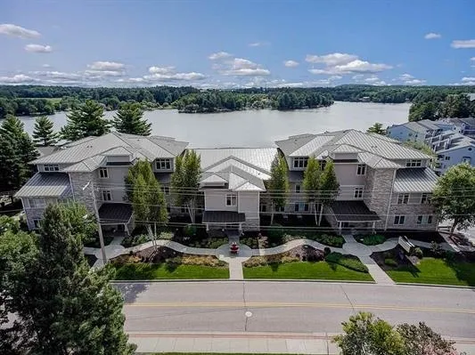 $795,000 | 650 East Hiawatha Drive, Unit 302, Wisconsin Dells, WI 53965