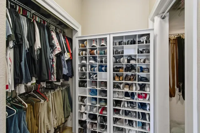 $795,000 | 650 East Hiawatha Drive, Unit 302, Wisconsin Dells, WI 53965