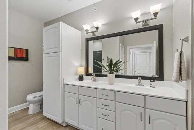 $795,000 | 650 East Hiawatha Drive, Unit 302, Wisconsin Dells, WI 53965