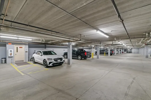 $795,000 | 650 East Hiawatha Drive, Unit 302, Wisconsin Dells, WI 53965