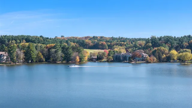 $795,000 | 650 East Hiawatha Drive, Unit 302, Wisconsin Dells, WI 53965