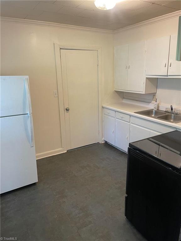 2715 Central Avenue High Point, NC 27260 - Photo 2 of 5