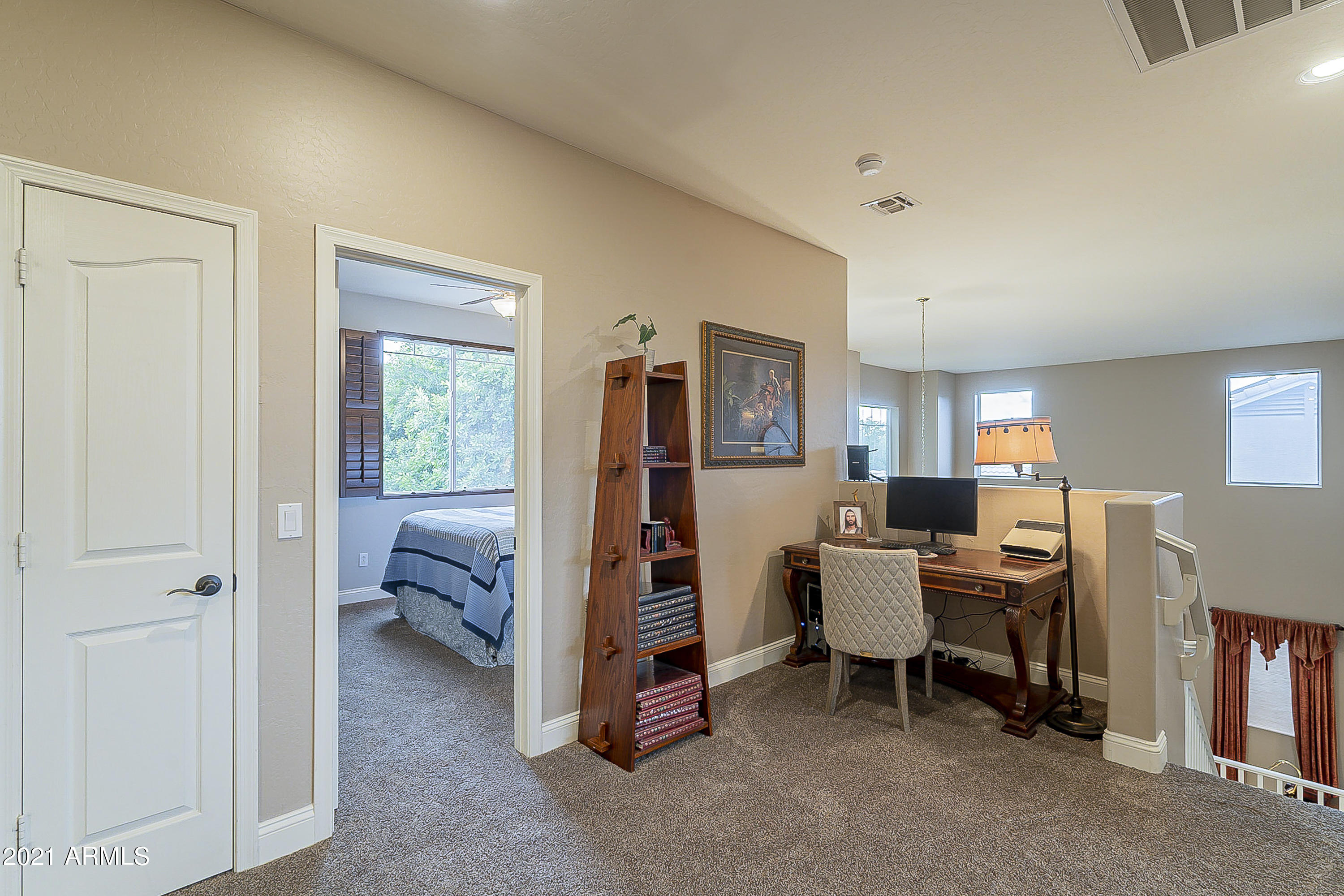 2862 East Santa Rosa Drive Gilbert, AZ 85234 - Photo 23 of 46 Built in Desk Area