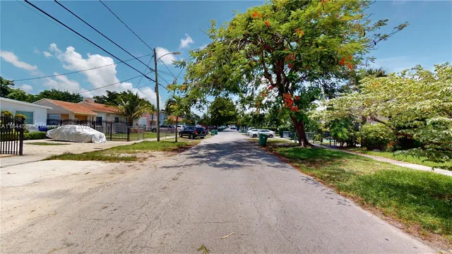 $3,500 | 2981 Southwest 12th Street, Miami, FL 33135