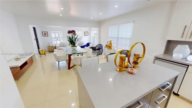 $3,500 | 2981 Southwest 12th Street, Miami, FL 33135