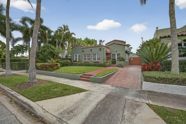 $4,800 | 616 Upland Road, West Palm Beach, FL 33401