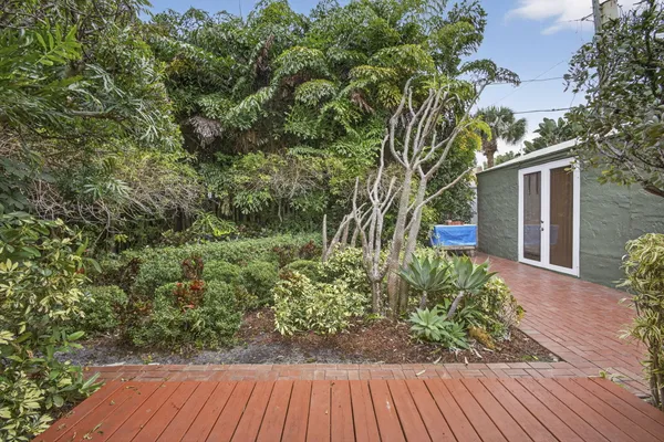 $4,800 | 616 Upland Road, West Palm Beach, FL 33401