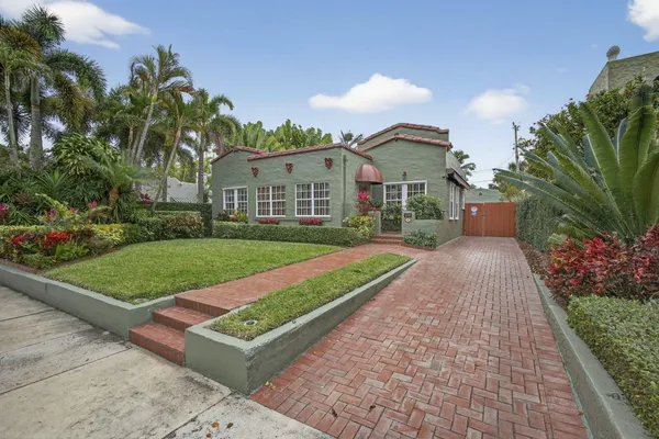 $4,800 | 616 Upland Road, West Palm Beach, FL 33401