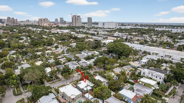 $4,800 | 616 Upland Road, West Palm Beach, FL 33401