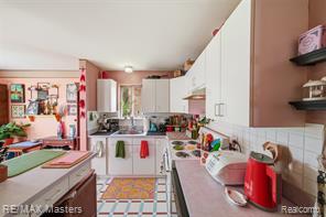 29606 Hoover Road, Unit 606 Warren, MI 48093 - Photo 16 of 35