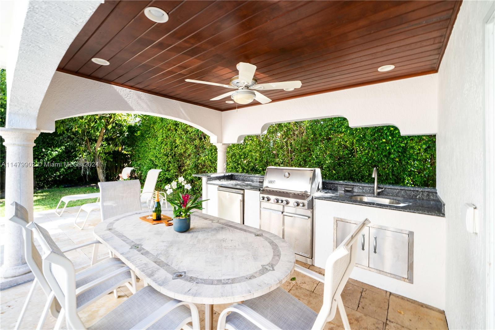 3103 North Bay Road Miami Beach, FL 33140 - Photo 8 of 45 Gallery Image 8