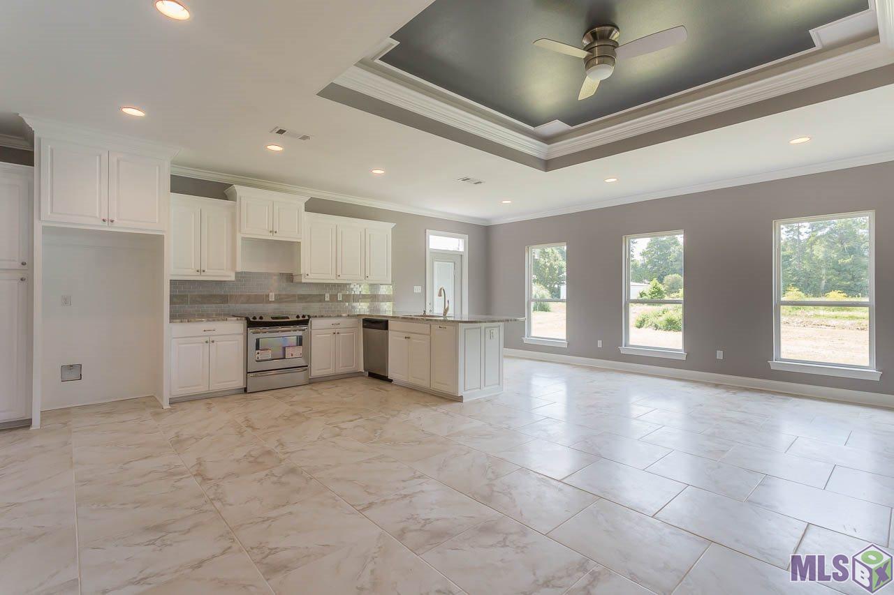 45099 Spellman Wall Road Prairieville, LA 70769 - Photo 4 of 17 Gallery Image 4