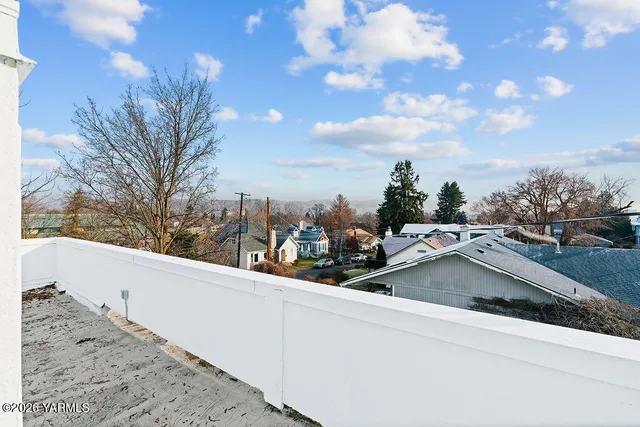 $725,000 | 5 Park Avenue, Yakima, WA 98902