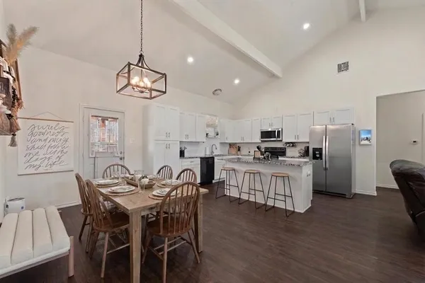 $2,700 | 2612 Dove Trail, Granbury, TX 76048