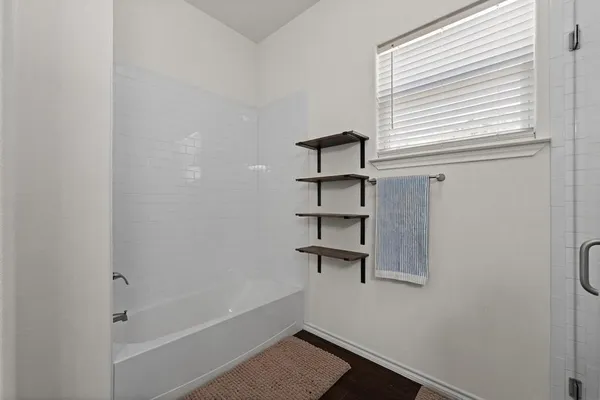 $2,700 | 2612 Dove Trail, Granbury, TX 76048