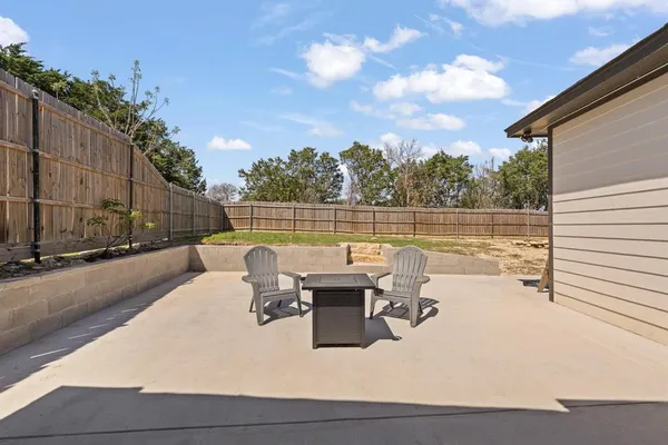 $2,700 | 2612 Dove Trail, Granbury, TX 76048