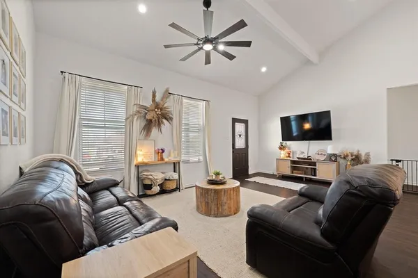 $2,700 | 2612 Dove Trail, Granbury, TX 76048