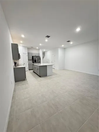 $2,150 | 1304 Drake Rdg Drive, Kissimmee, FL 34744